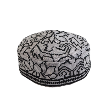 Męska czapka etniczna krymka haftowana Biała czarna (57cm)