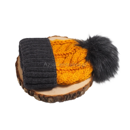 Ciepła czapka zimowa z pomponem ŻÓŁTY