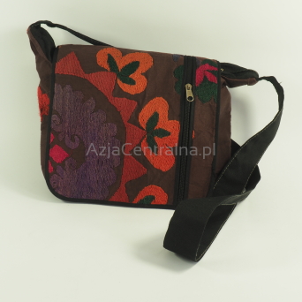 Damska torba brązowe z jedwabnymi wzorami Suzani na ramię