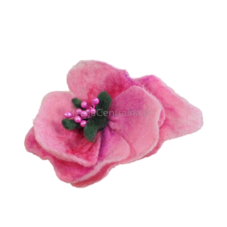 Broszka filcowa kwiat Japoński z wełny i jedwabiu