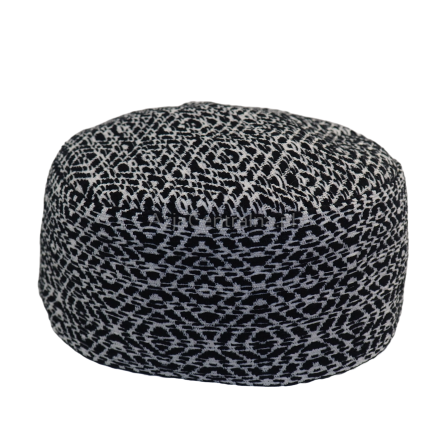 Krymka czapka męska białoczarna wzory azteckie