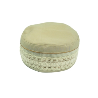 Męska czapka krymka beżowa etniczna