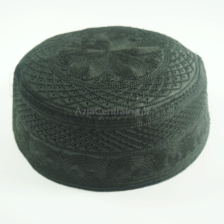 Meska czapkakrymka cienka czarna z haftem (57, 58cm)