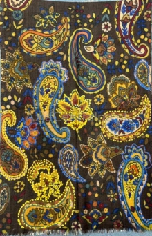 Damski szal wełniany merino wyszywany kwiecisty