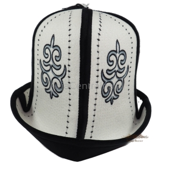 Męska czapka kirgiska kalpak tradycyjny biało-czarny