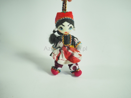 Mini laleczka uzbecka dziewczynka w stroju tradycyjnym