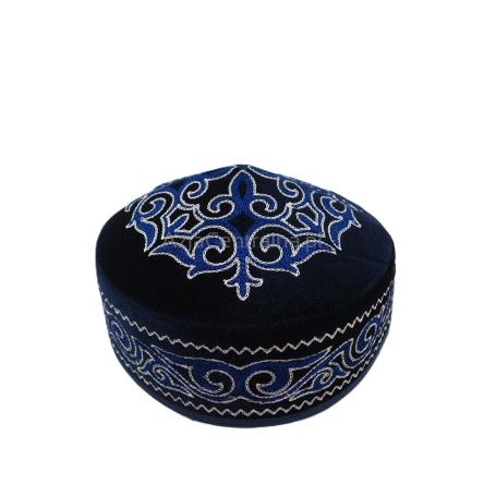 Męska czapka krymka granatowa haftowana (59cm)