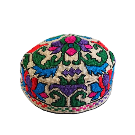 Męska czapka etniczna krymka haftowana (57cm)