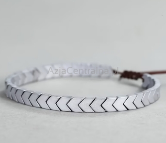 Elegancka bransoletka z hematytu SREBRNY