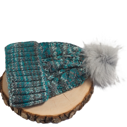 Ciepła czapka zimowa warkocz z pomponem