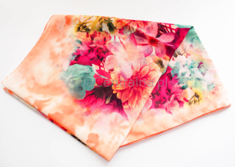 Damska chusta kolorowa w kwiaty