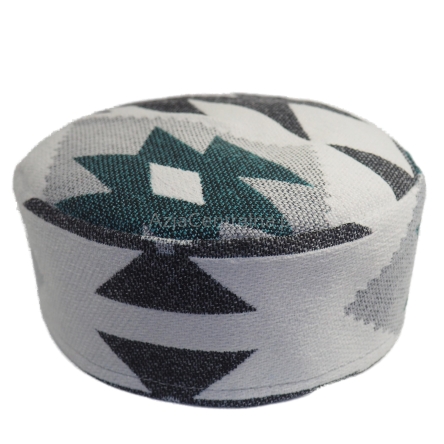 Krymka czapka męska biało-szara wzory azteckie