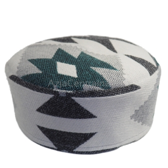 Krymka czapka męska biało-szara wzory azteckie