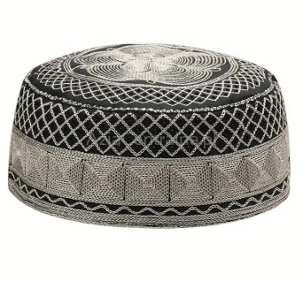 Krymka czapka męska orientalna czarno srebrna (57cm)
