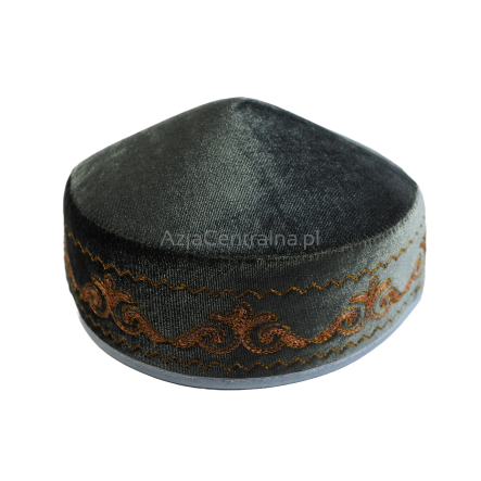 Męska czapka krymka haftowana (58cm)