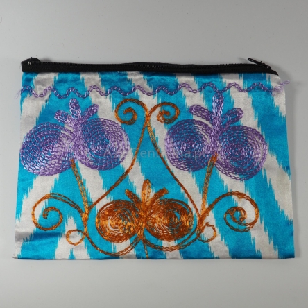 Atłas ikat kosmetyczka etui z haftem Suzani, Uzbekistan, Prezent dla Niej, dziewczyny, babci, mamy. AzjaCentralna.pl