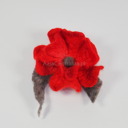 Broszka kwiat filcowana z wełny i jedwabiu