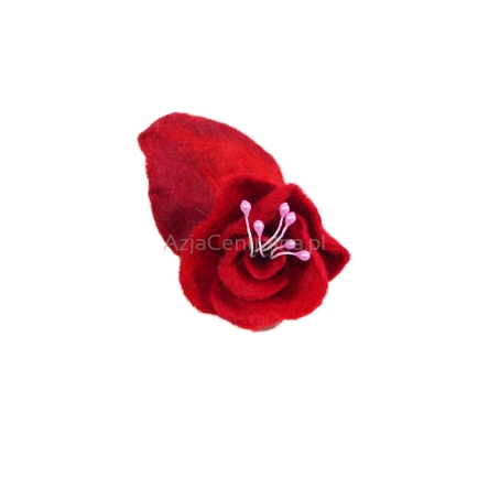 Broszka filcowa kwiat z wełny merino